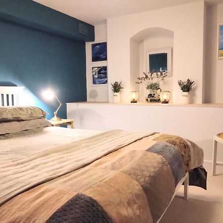 Beachfront Studio Apartment Felixstowe Esterno foto
